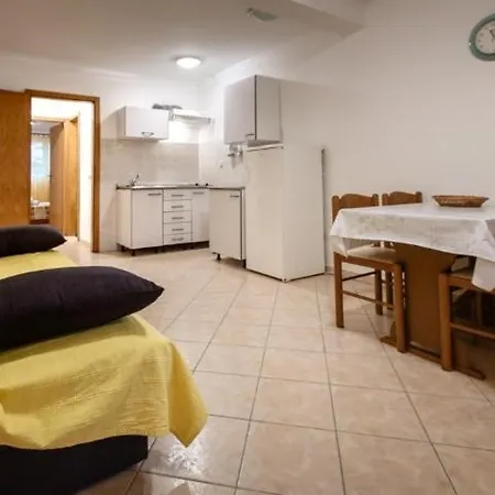 In Palit With Sea View, Terrace, Air Conditioning, Wi-fi
